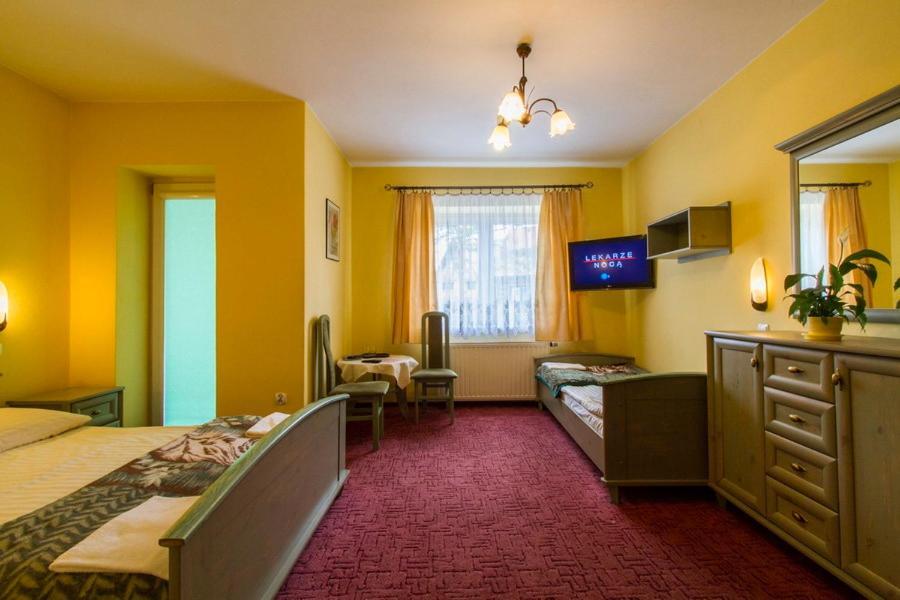 Pensjonat Pod Giewontem Закопане Номер фото
